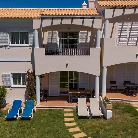 Ground Floor With Pool אלבופיירה