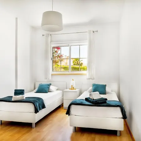 No Baia Village Com Piscina 公寓 *